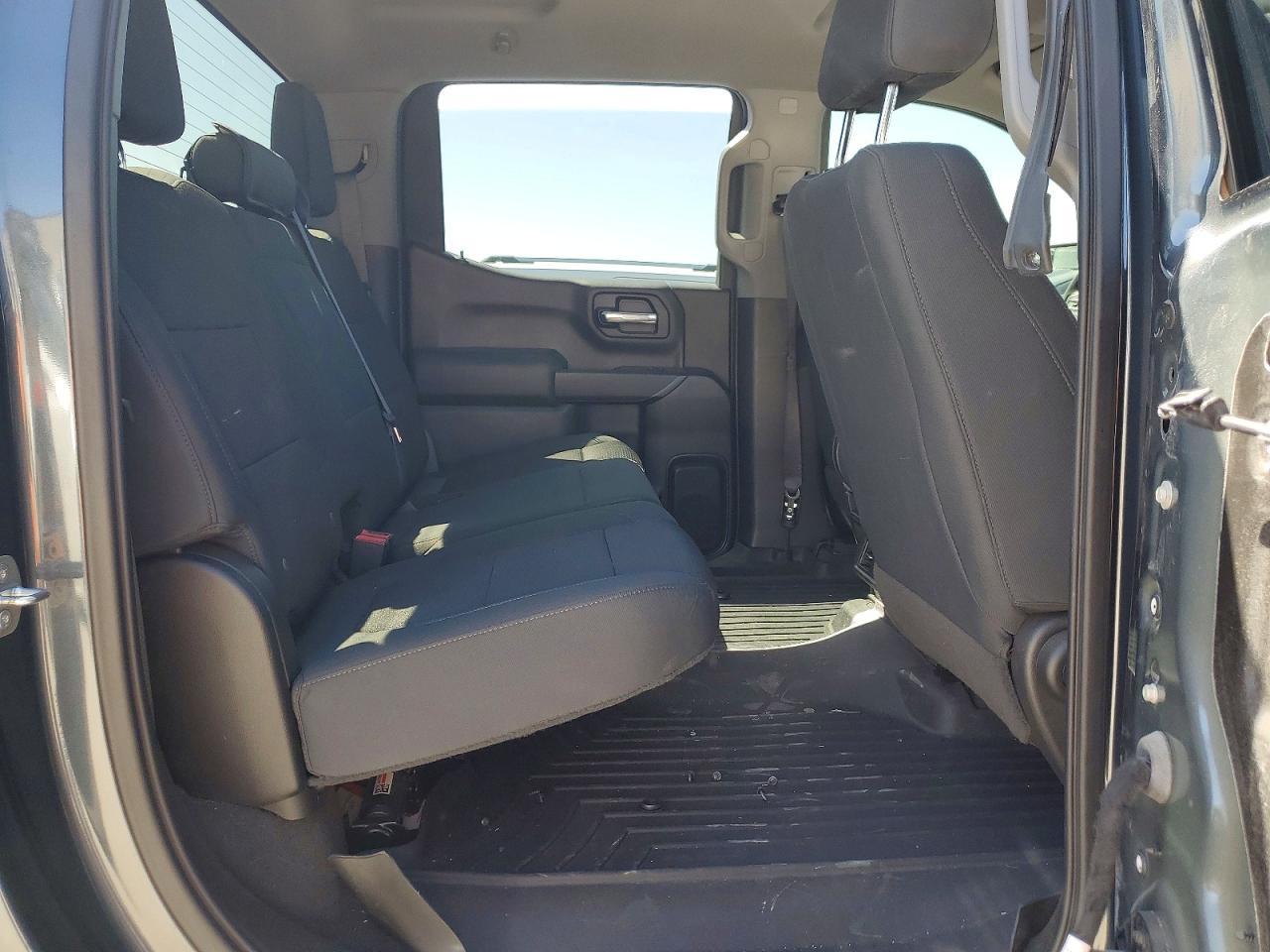 2021 CHEVROLET Silverado