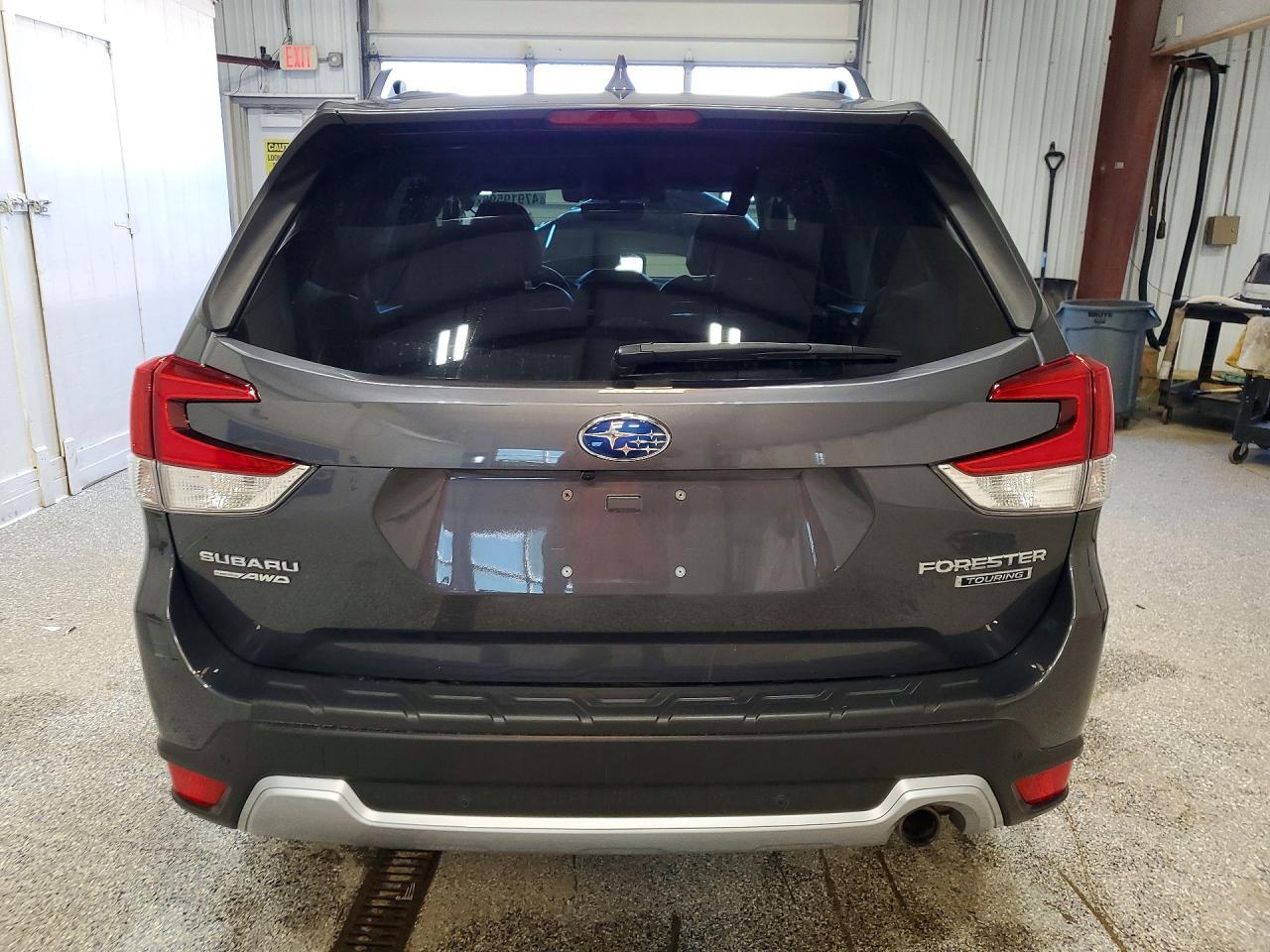 2021 SUBARU FORESTER