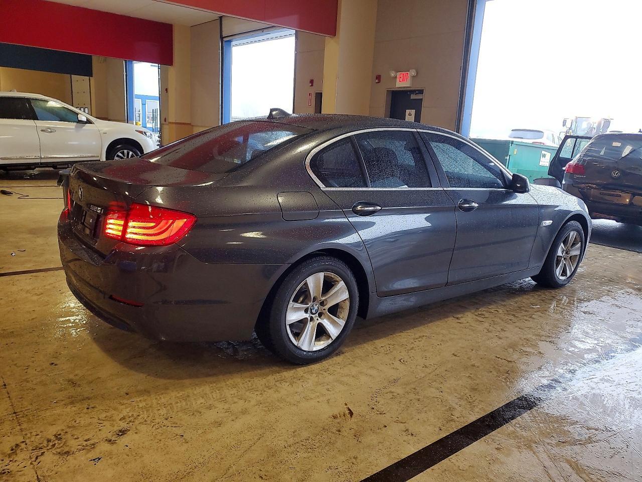 2011 BMW 5 series