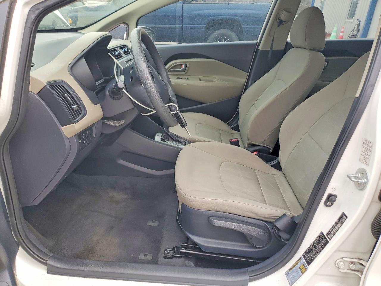2014 KIA RIO