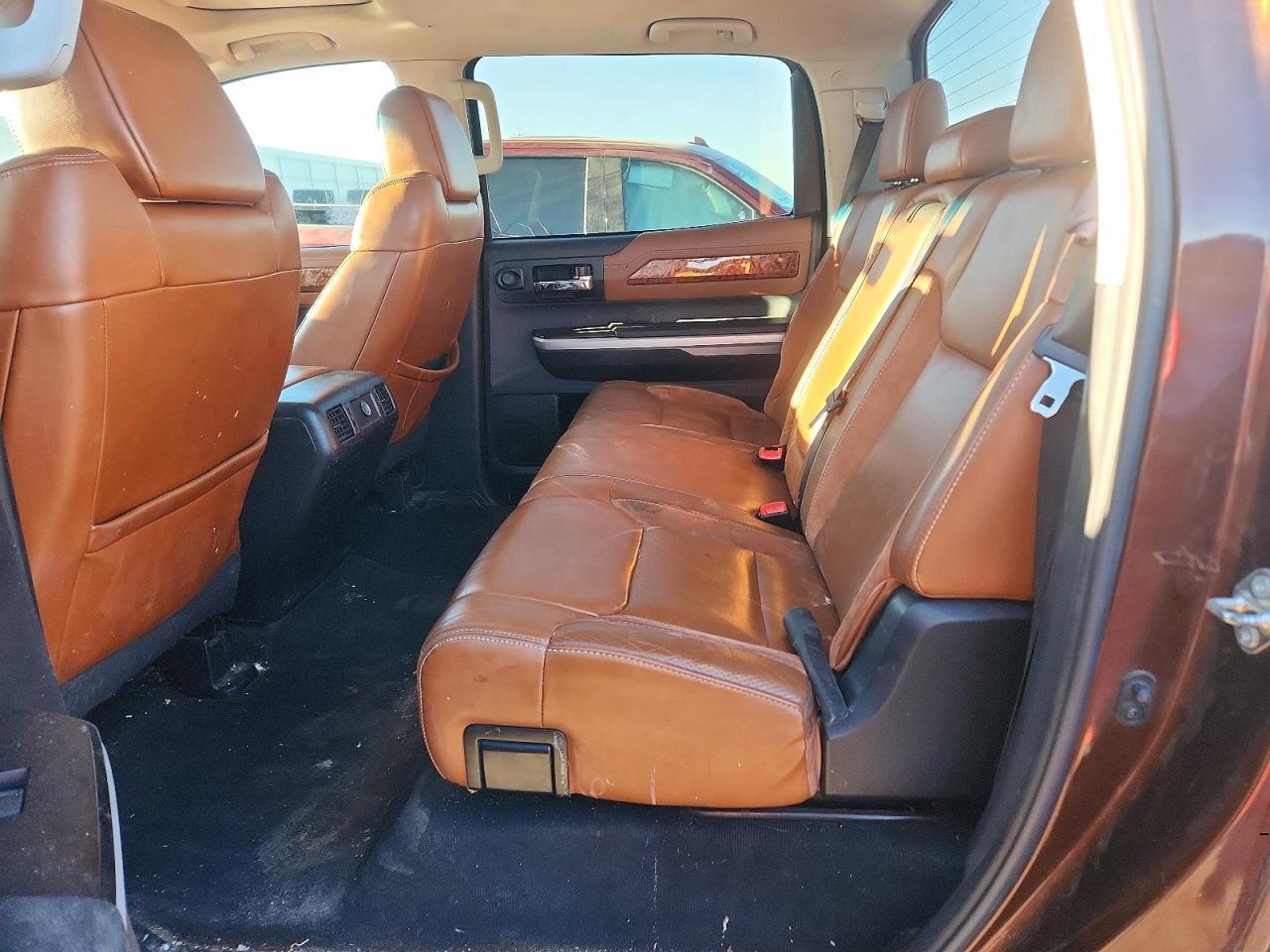 2016 TOYOTA TUNDRA