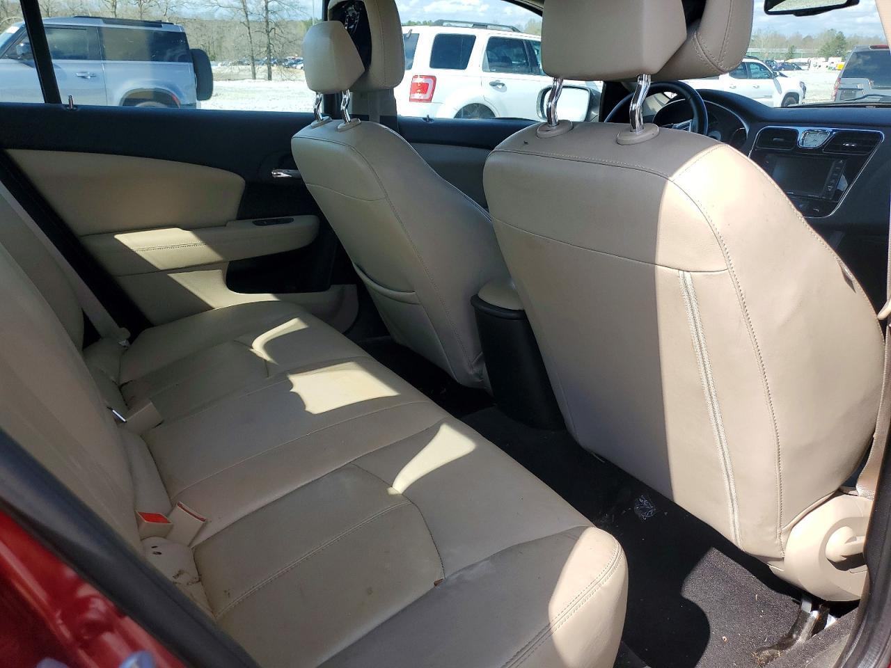 2011 CHRYSLER 200