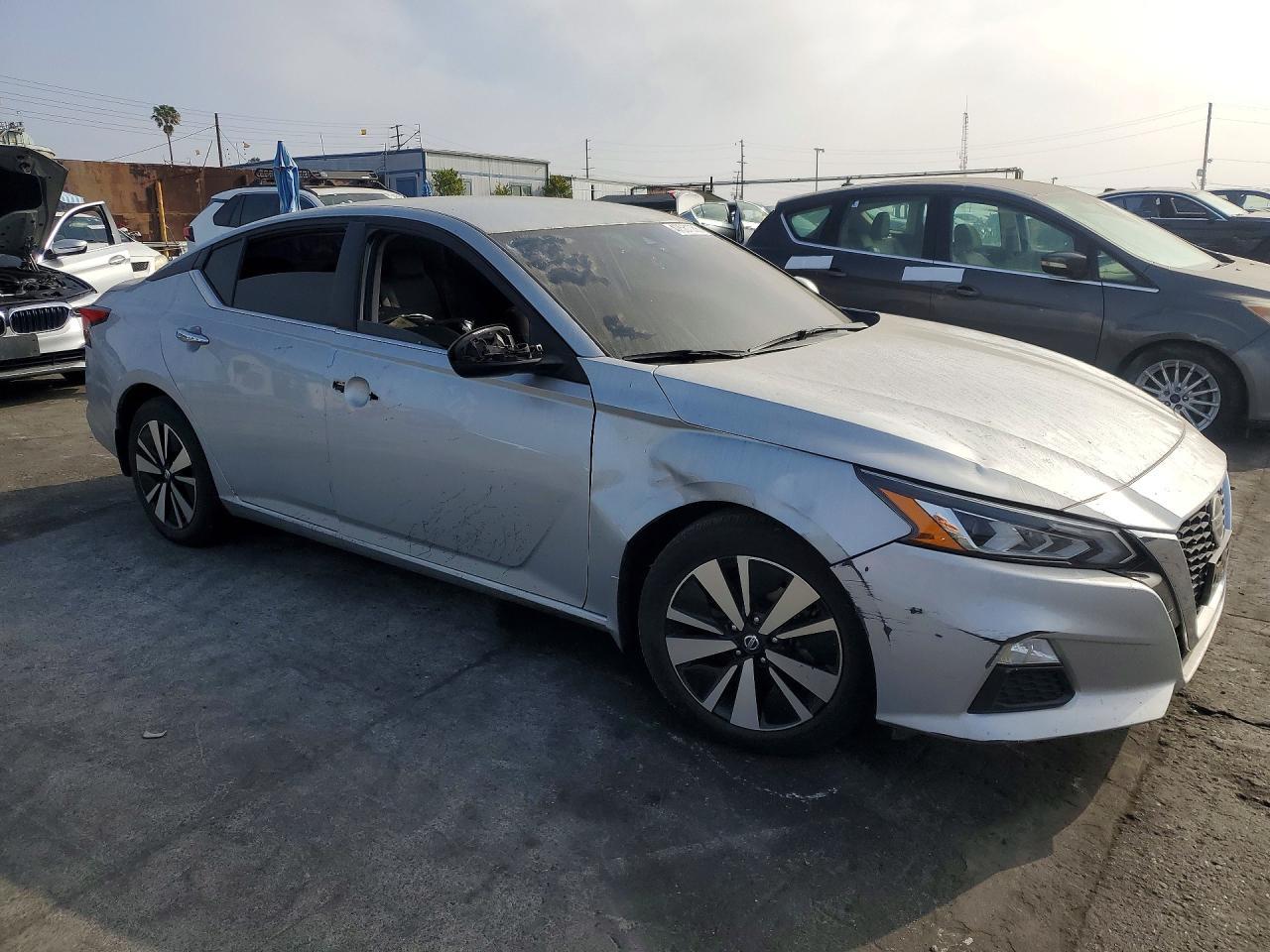 2022 NISSAN ALTIMA