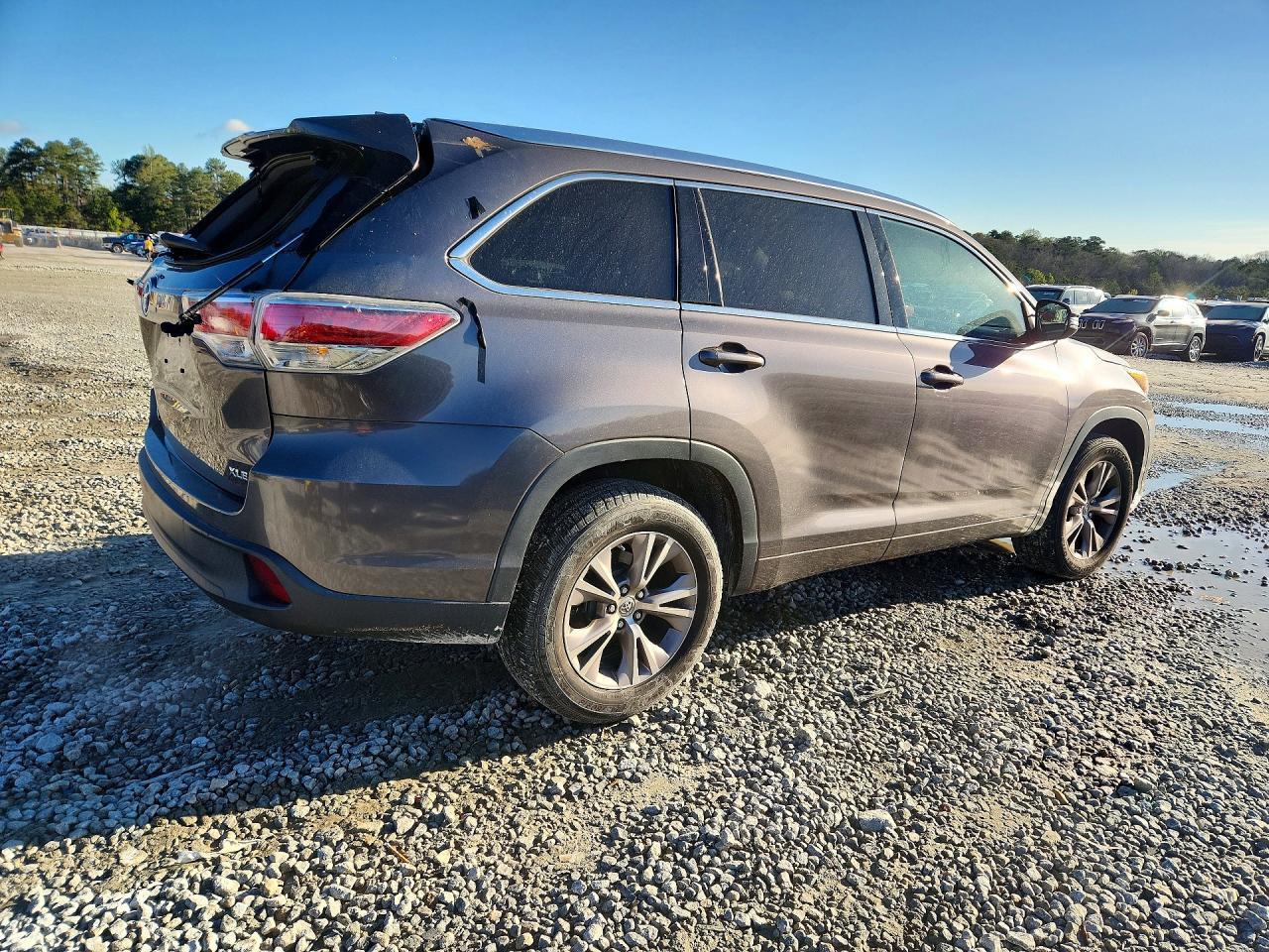 2015 TOYOTA HIGHLANDER