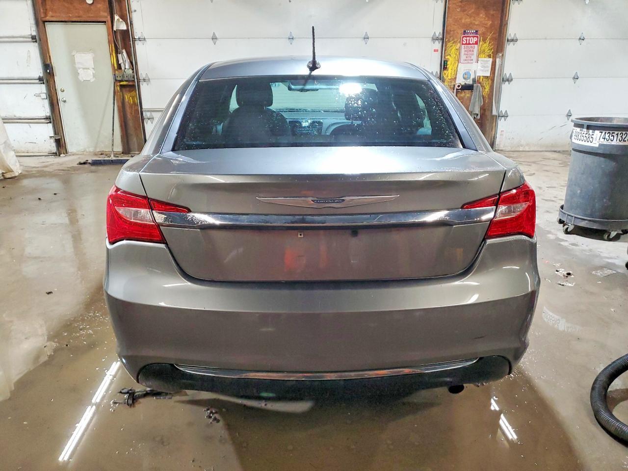 2013 CHRYSLER 200