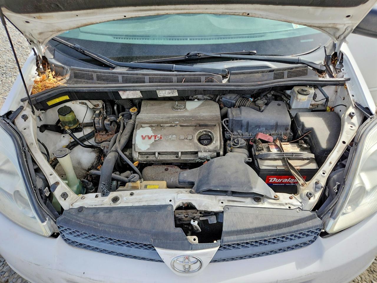 2004 TOYOTA SIENNA