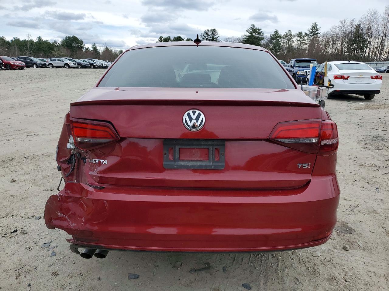 2016 VOLKSWAGEN JETTA