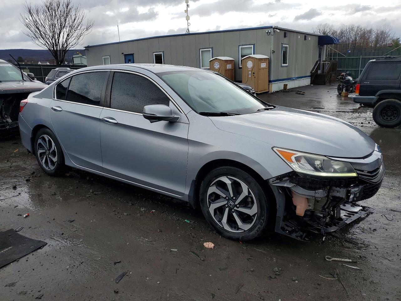 2017 HONDA ACCORD