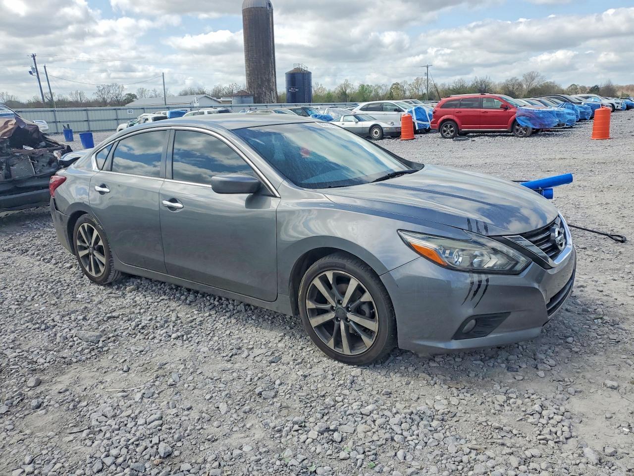 2017 NISSAN ALTIMA