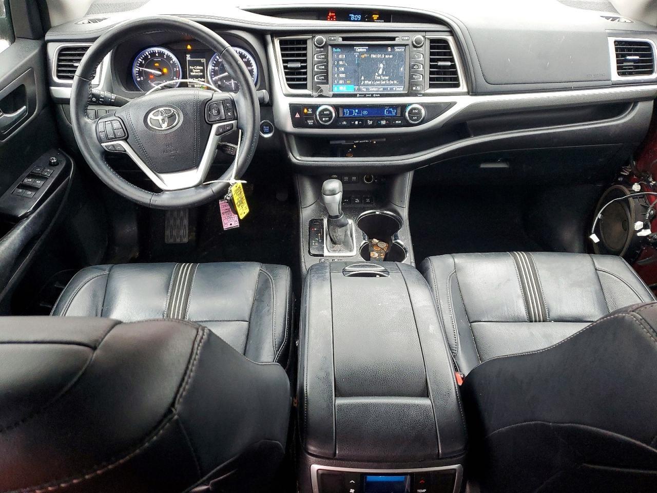 2017 TOYOTA HIGHLANDER