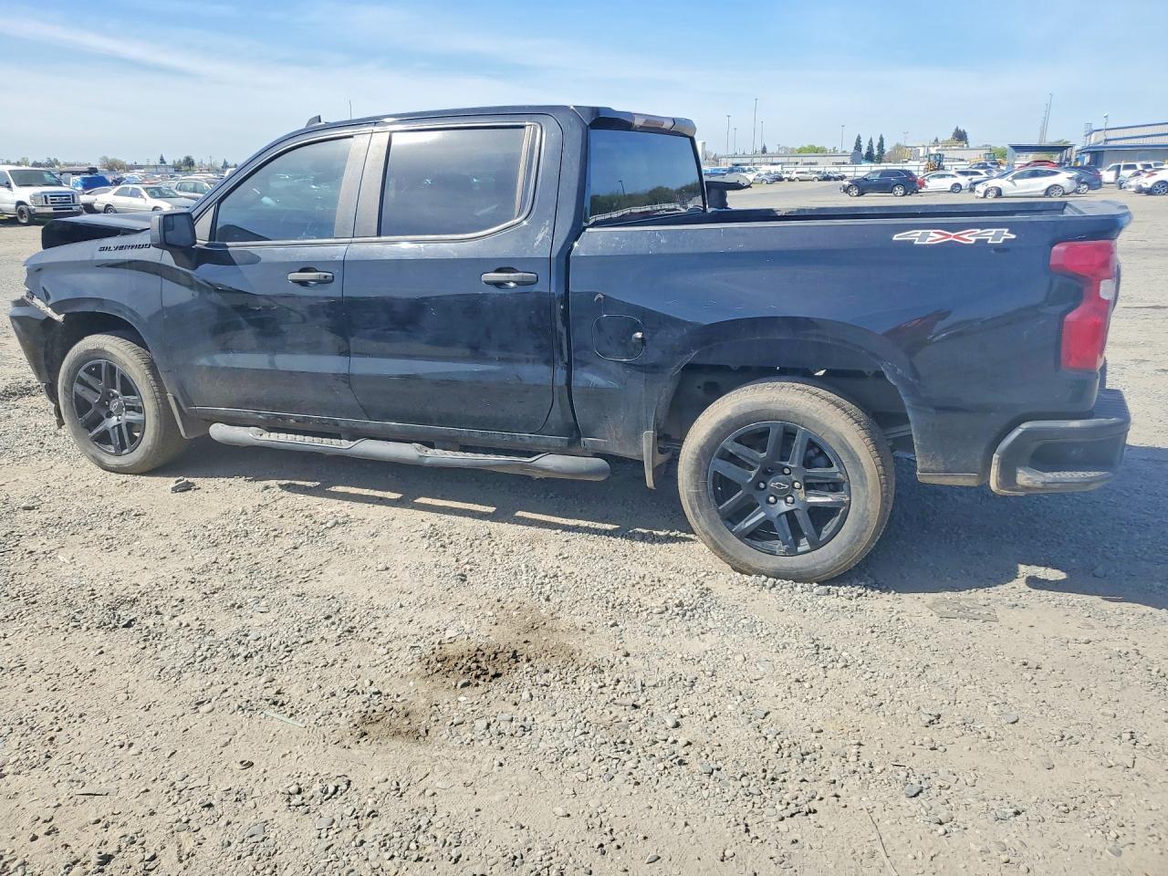 2021 CHEVROLET Silverado