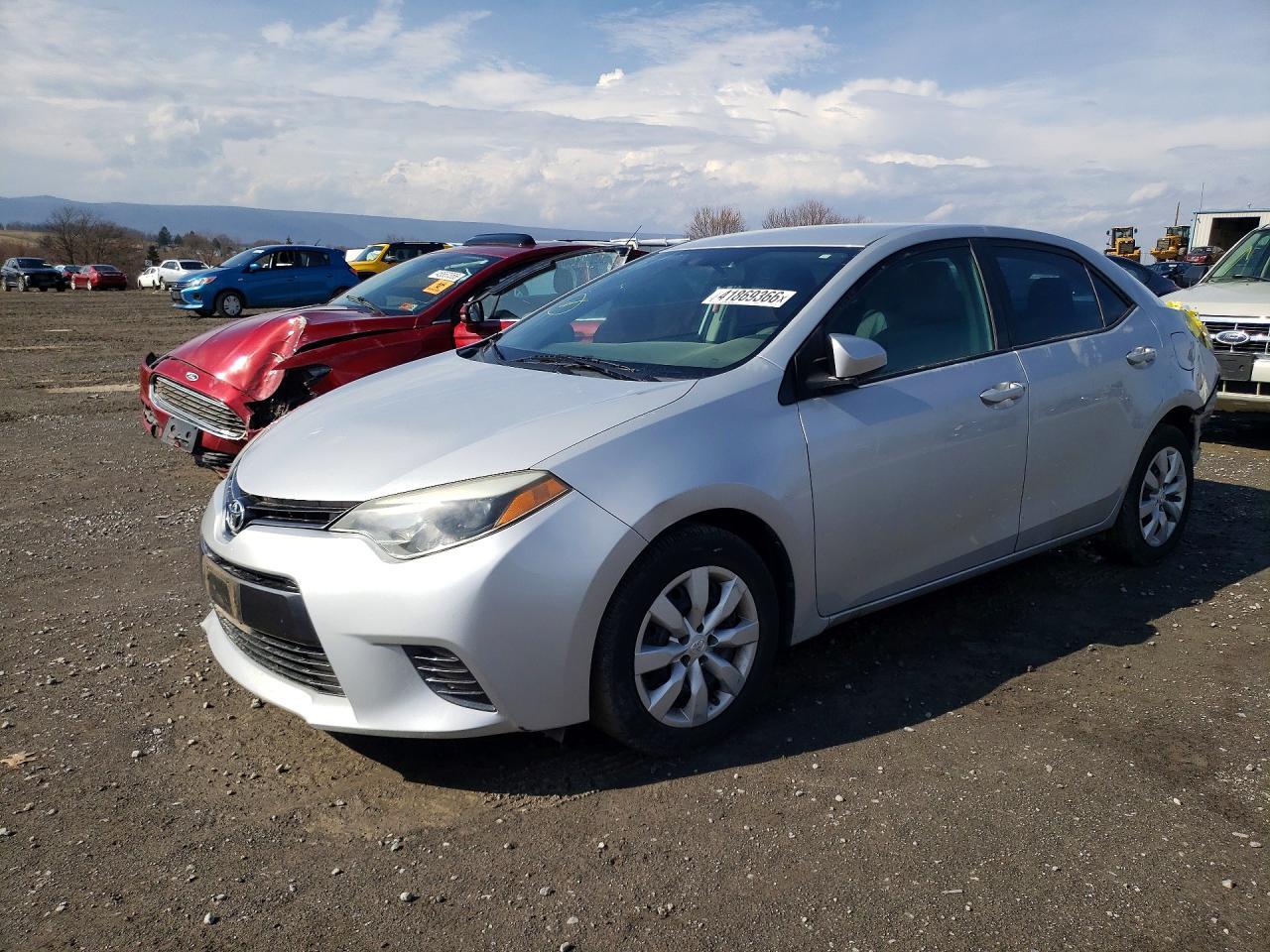 2015 TOYOTA COROLLA