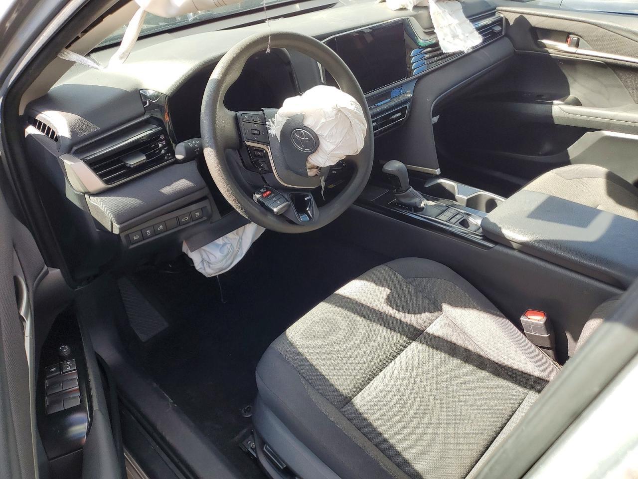2025 TOYOTA CAMRY