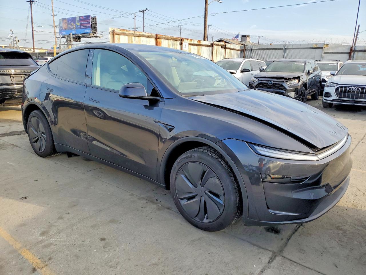 2026 TESLA MODEL Y