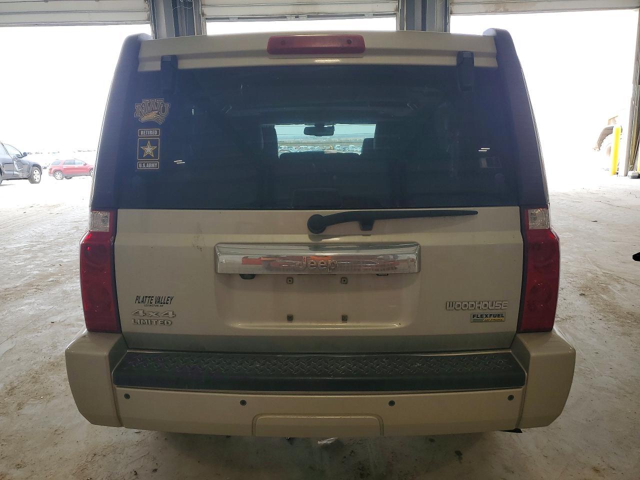 2008 JEEP Commander