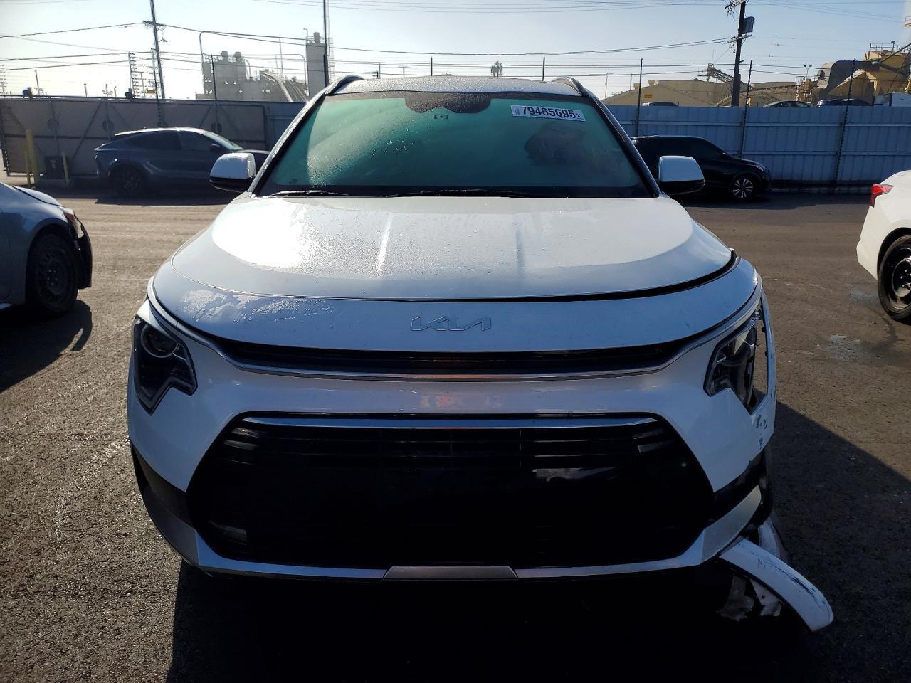 2023 KIA Niro