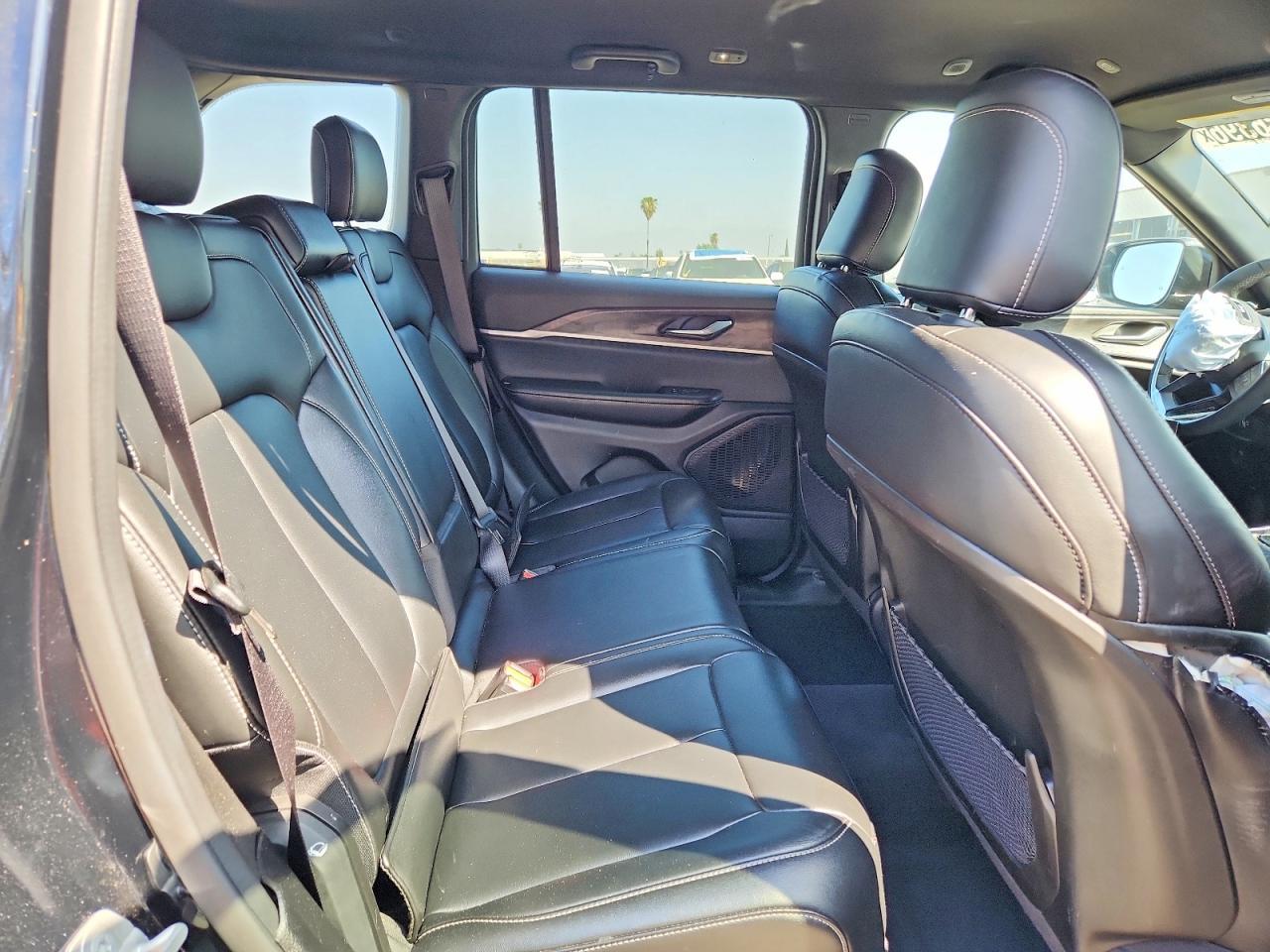 2024 JEEP CHEROKEE