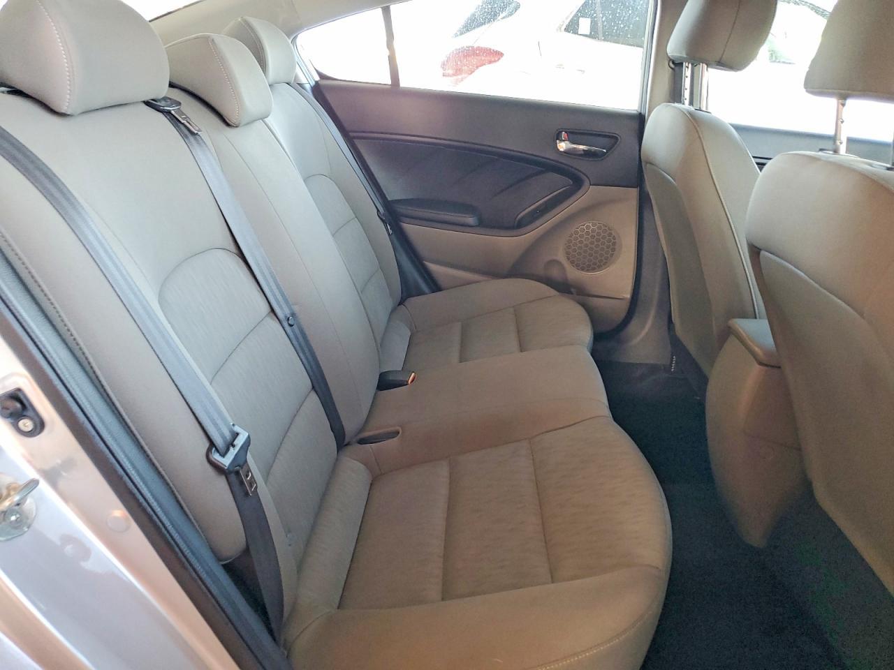 2015 KIA FORTE