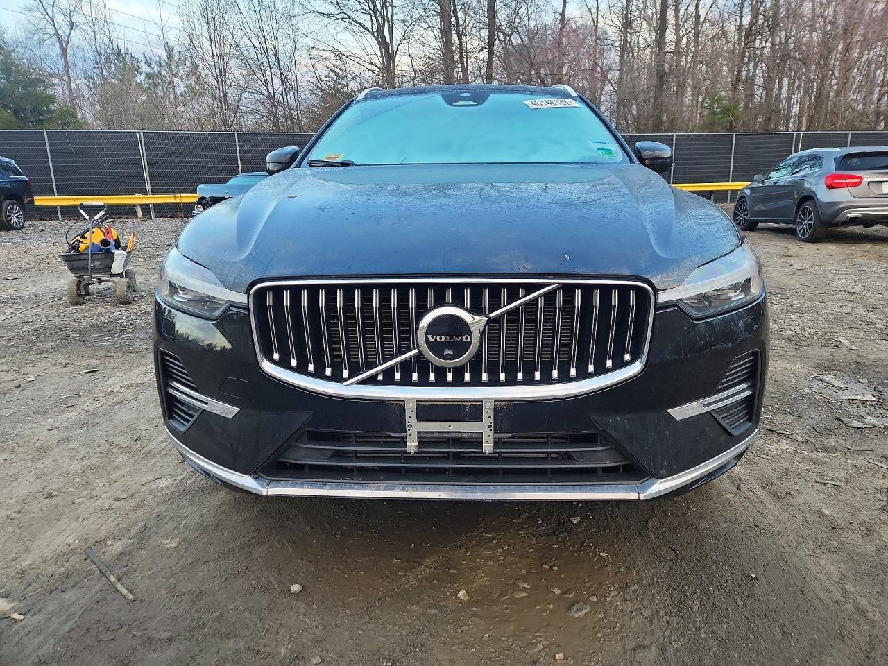 2023 VOLVO XC60