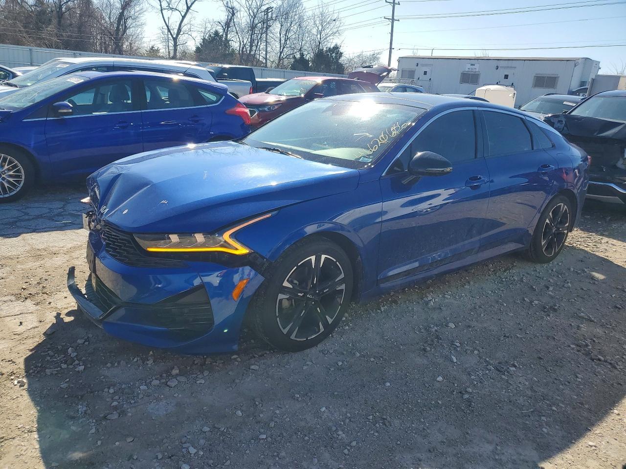 2022 KIA K5