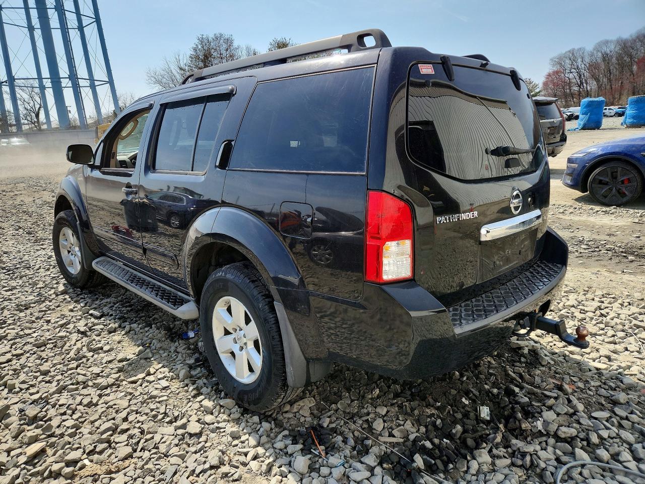 2012 NISSAN PATHFINDER