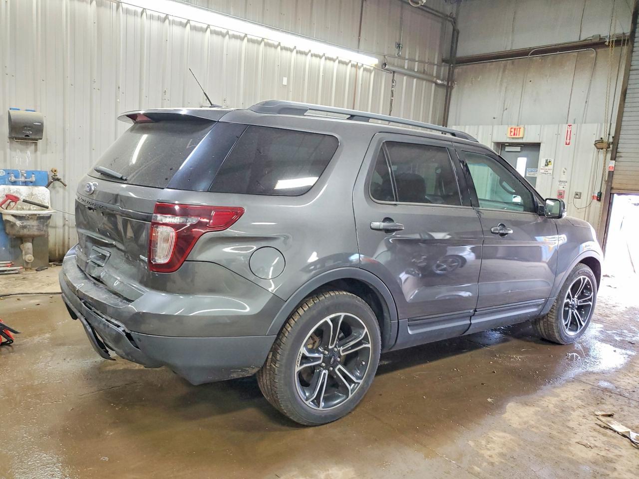 2015 FORD Explorer Sport Trac
