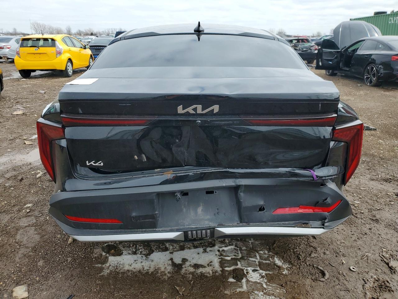 2025 KIA K4