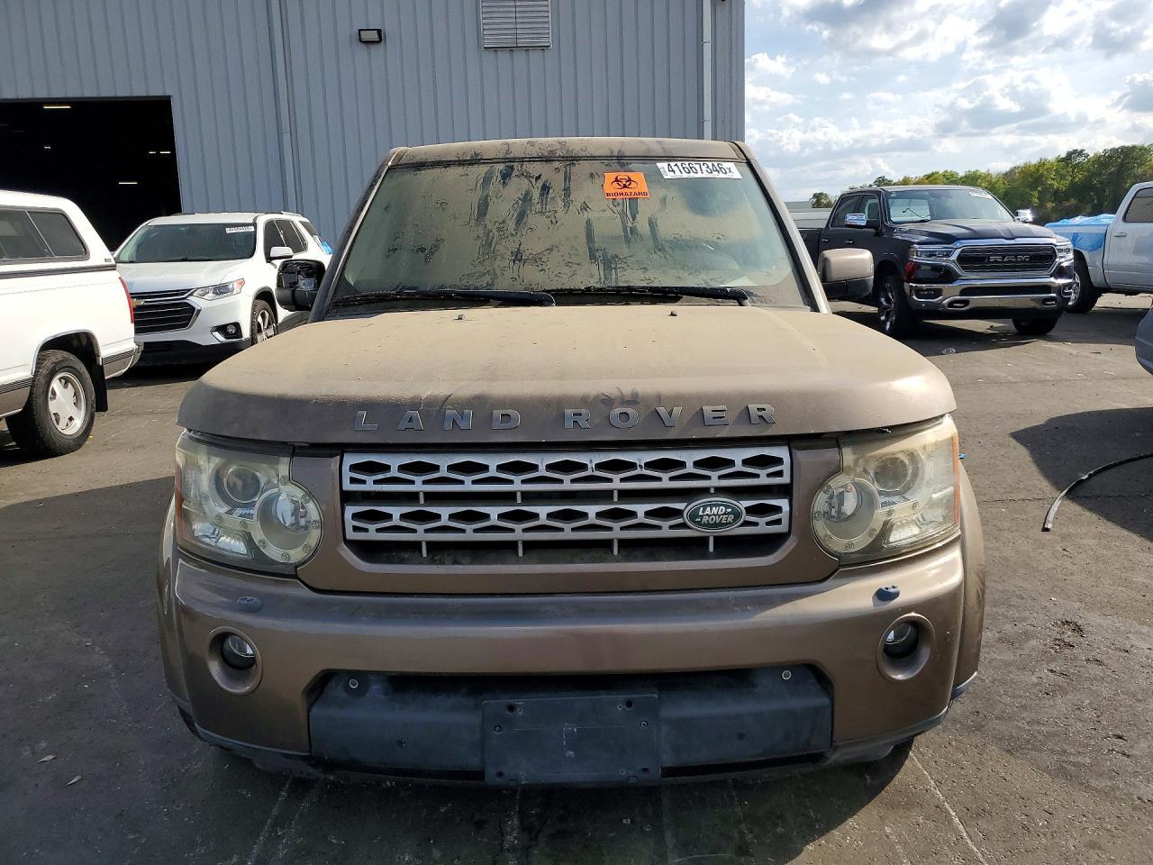 2011 LAND ROVER LR4