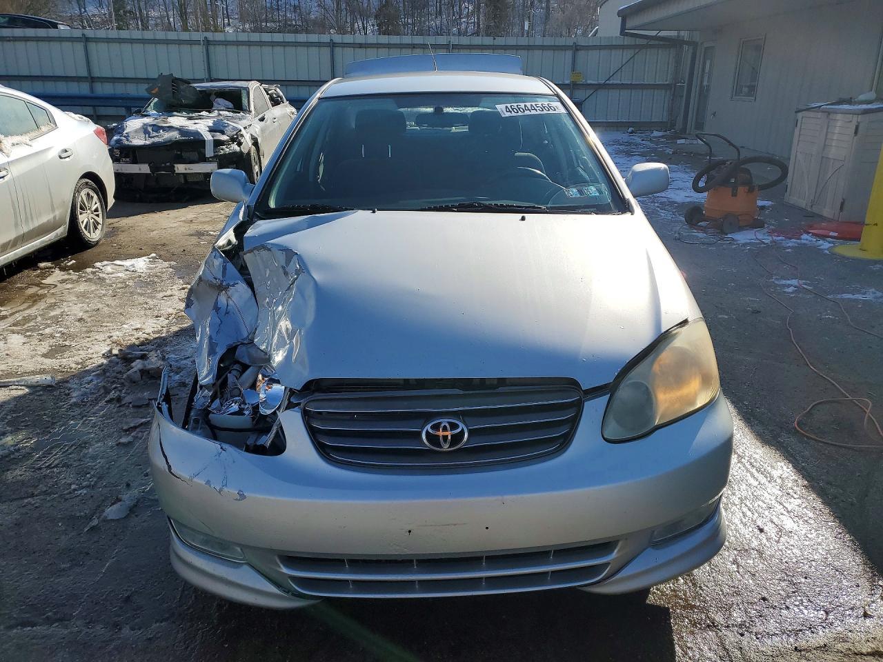 2004 TOYOTA COROLLA