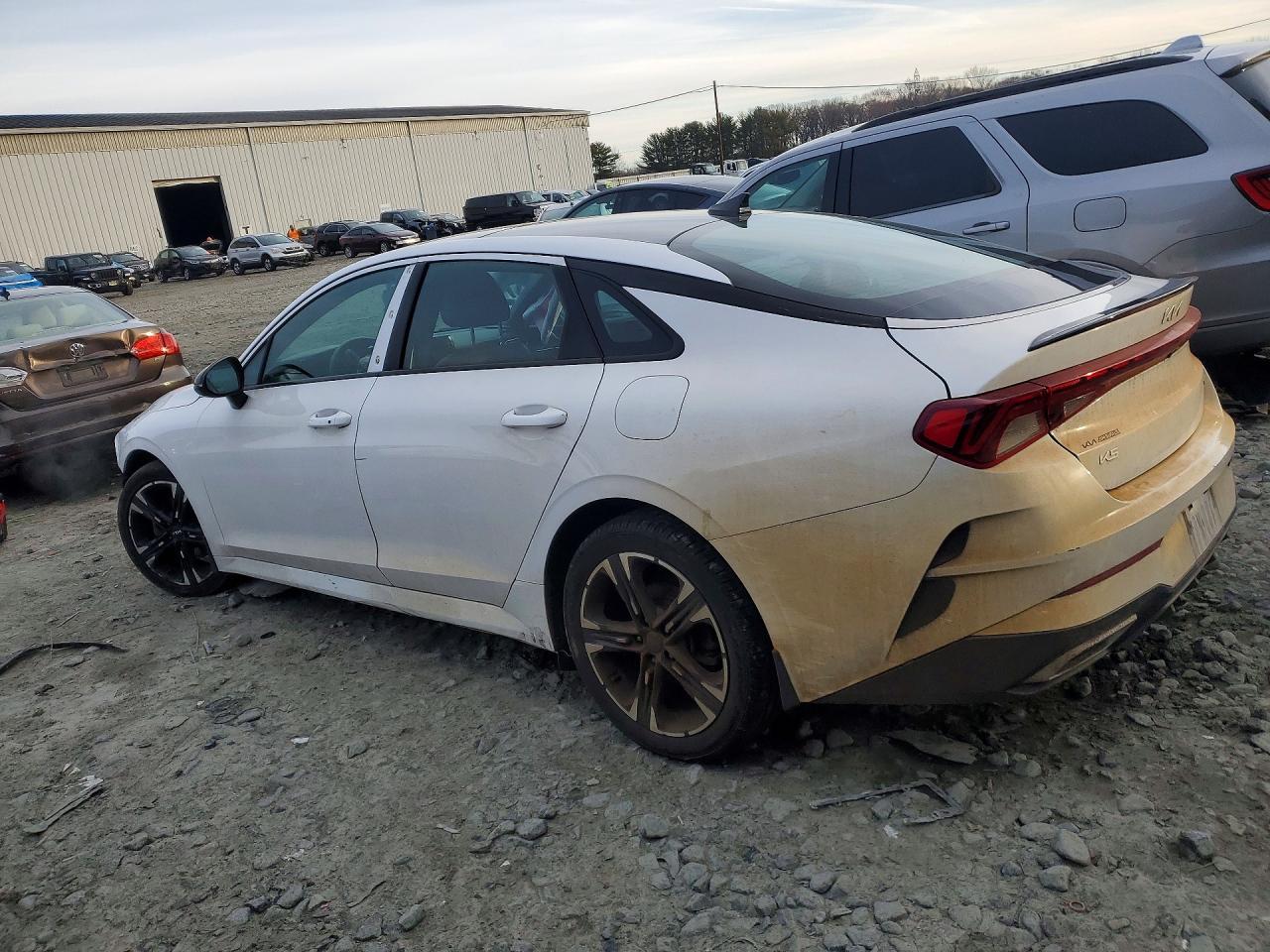 2023 KIA K5