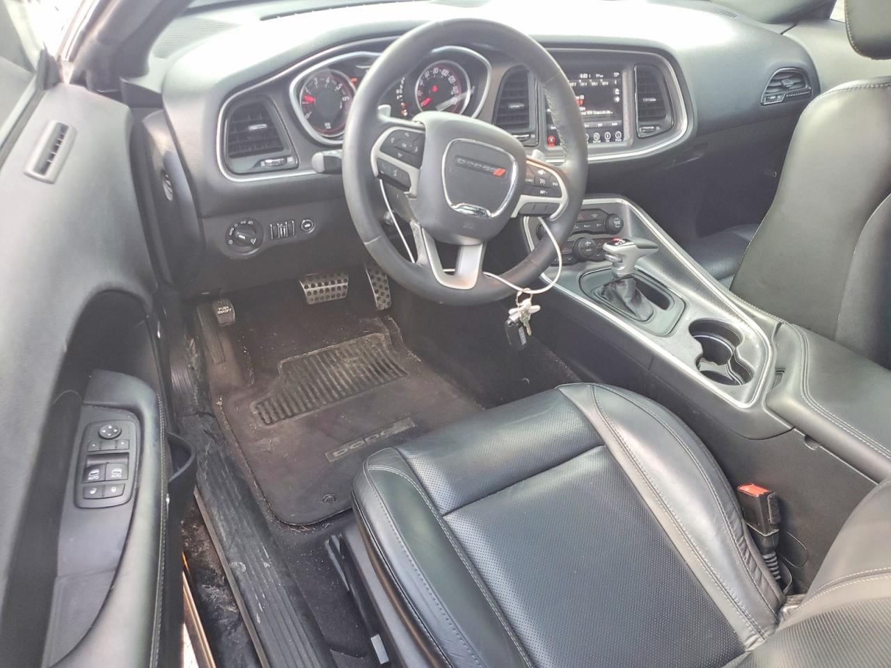 2017 DODGE Challenger