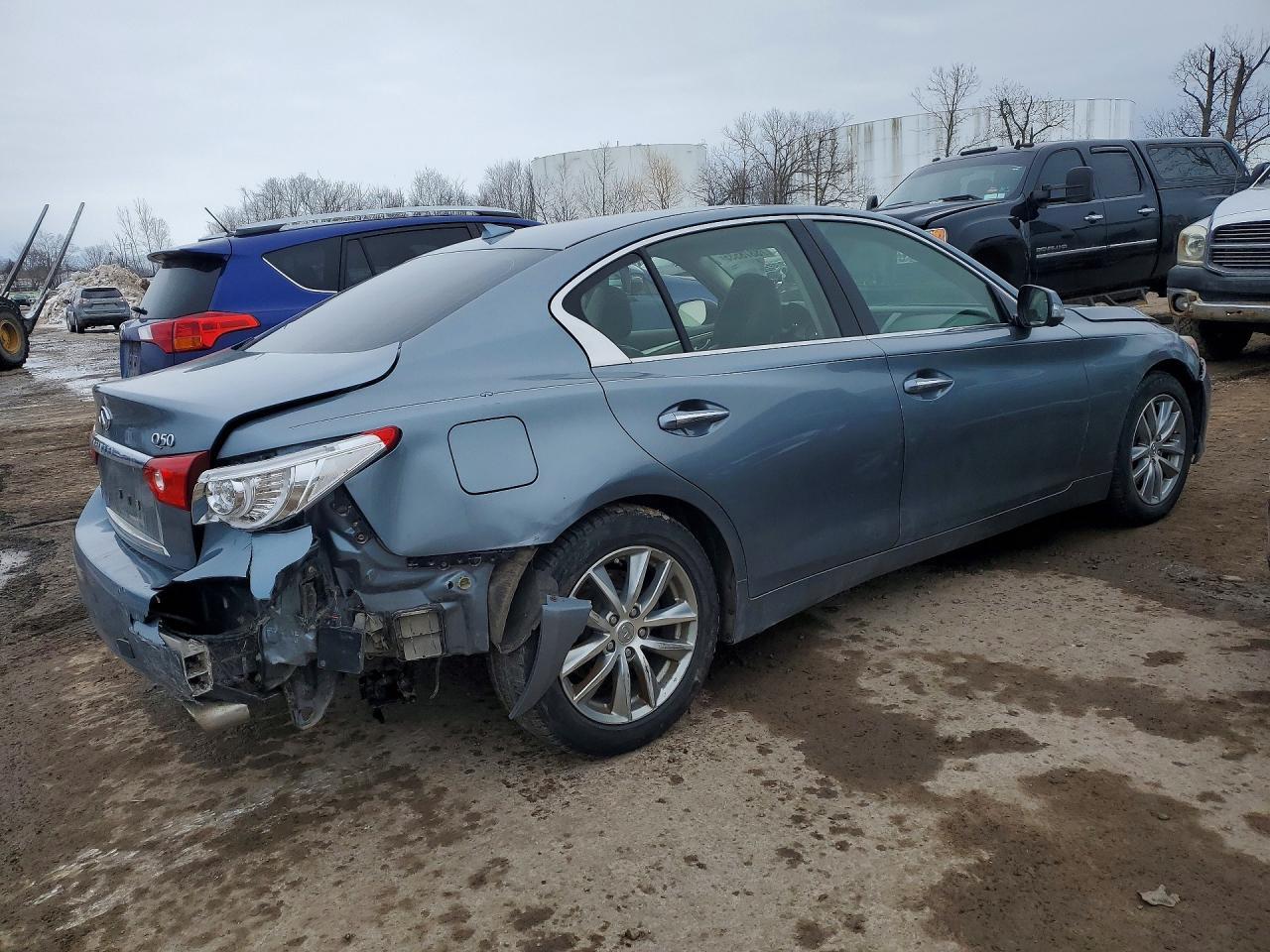 2016 INFINITI Q50
