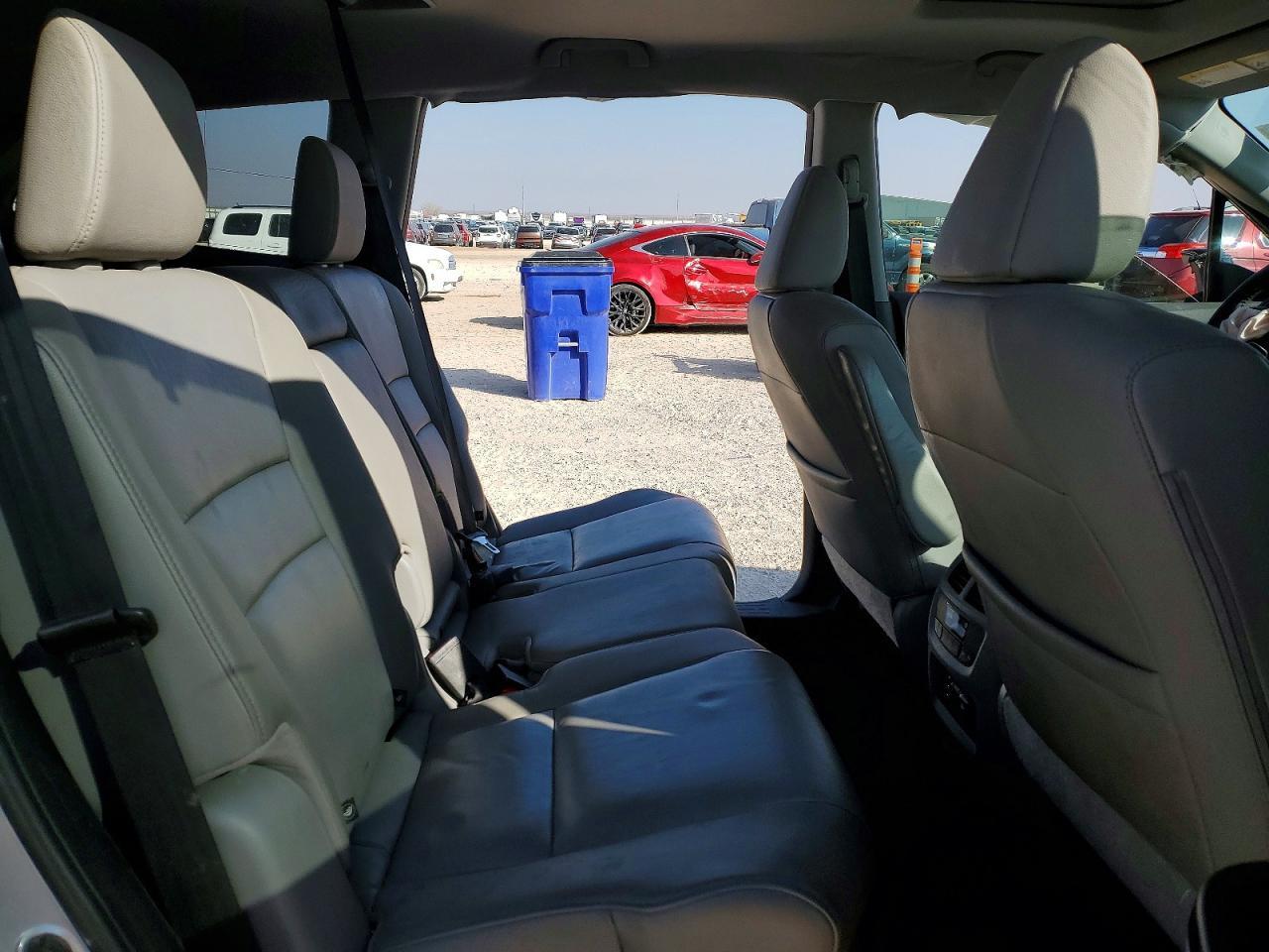 2017 HONDA PILOT