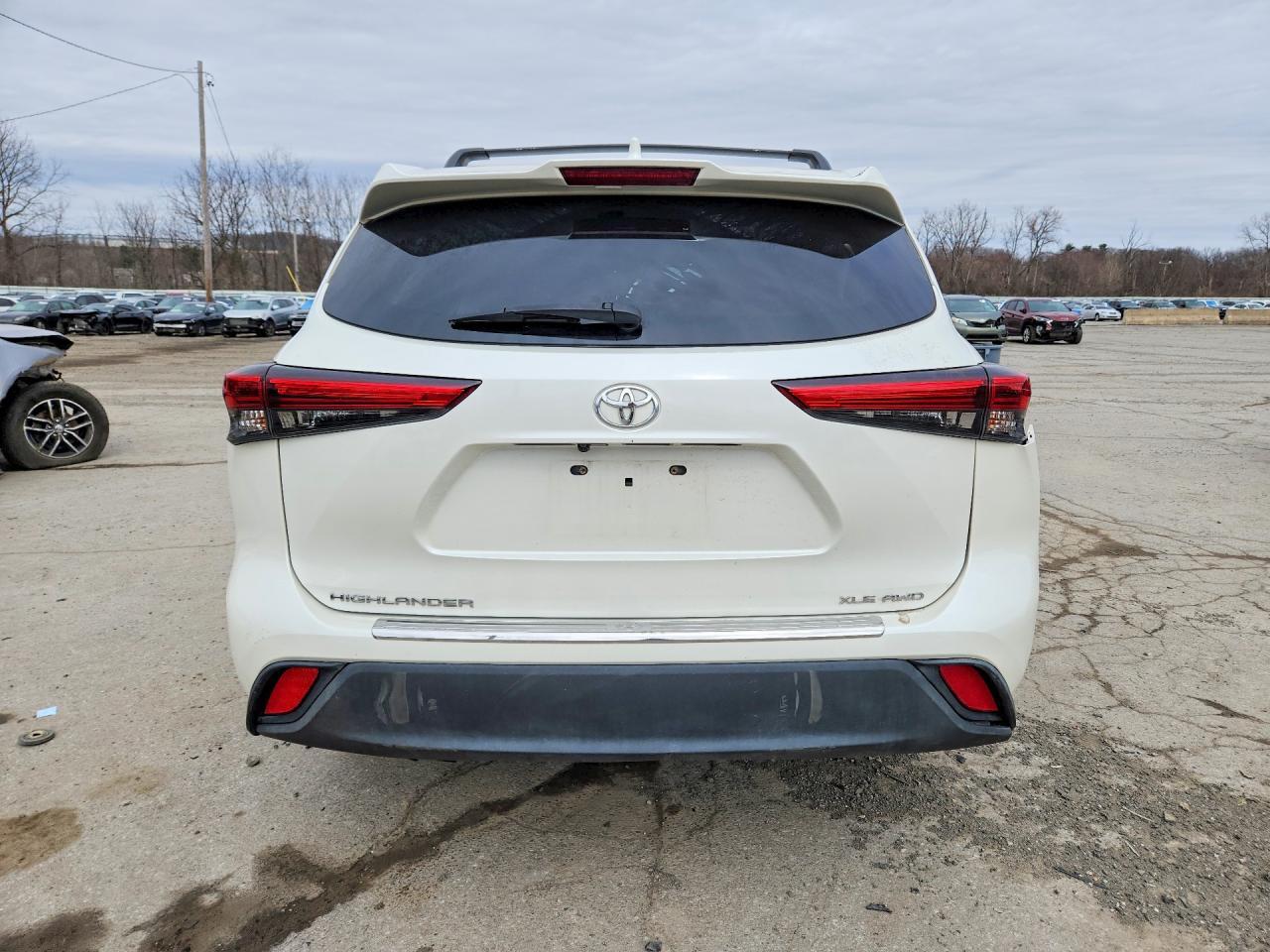 2020 TOYOTA HIGHLANDER