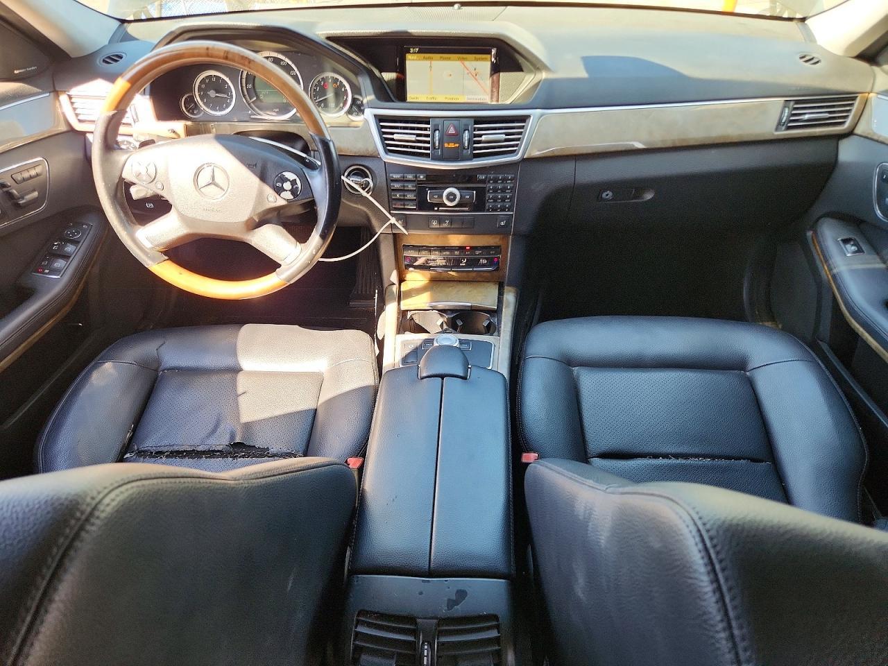 2011 MERCEDES-BENZ E-Class