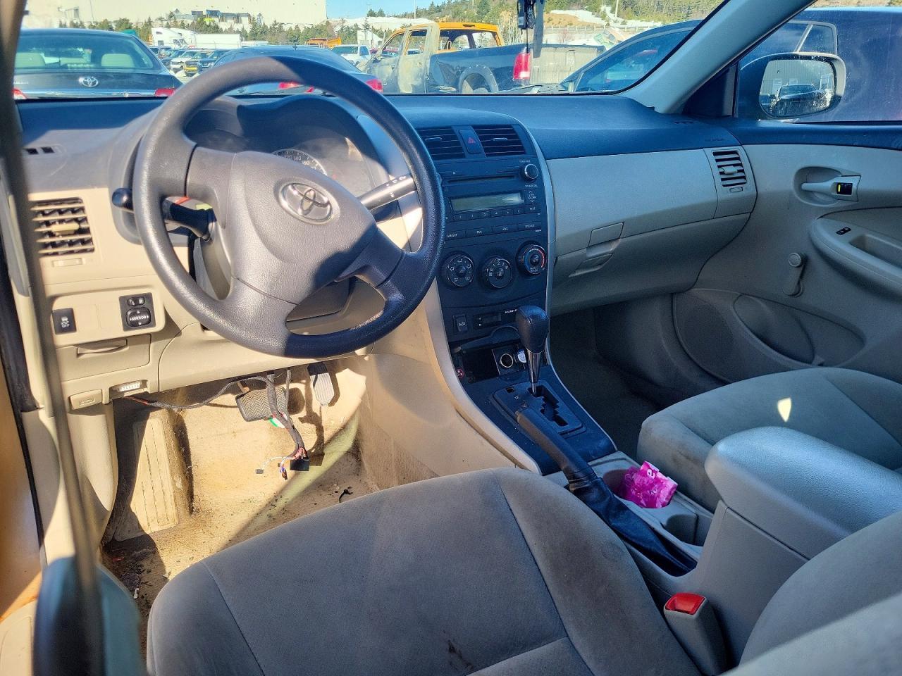 2011 TOYOTA COROLLA