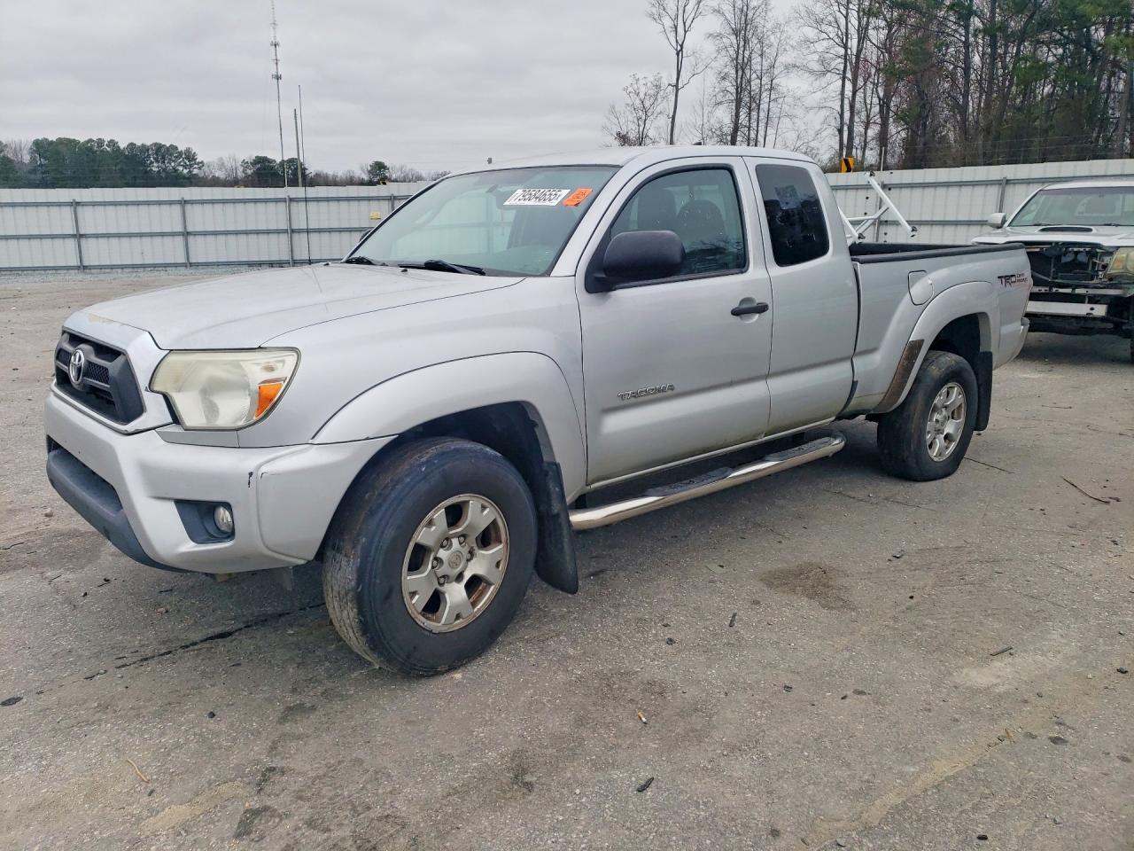 2012 TOYOTA TACOMA