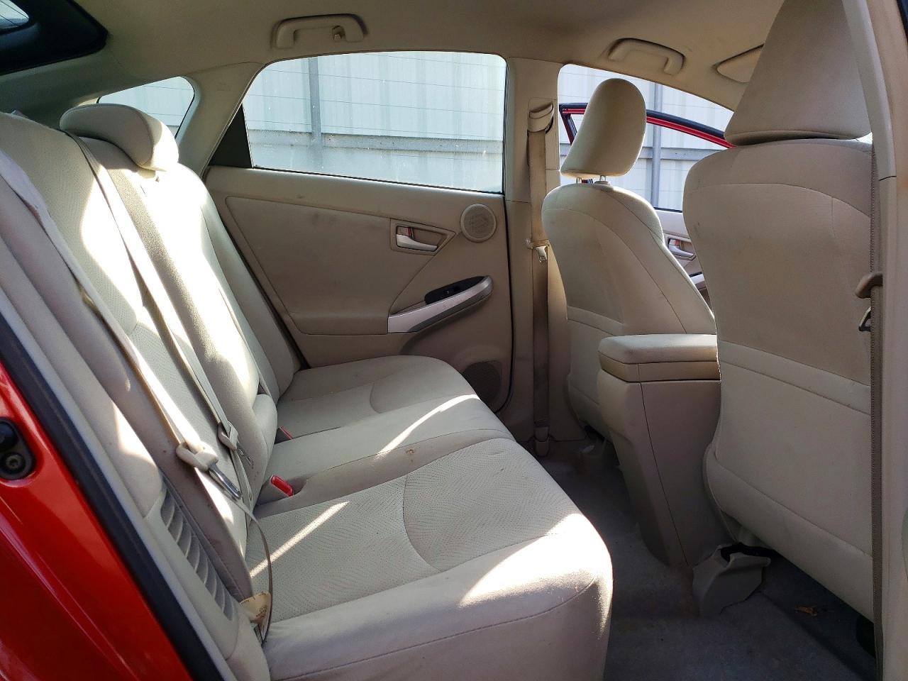 2011 TOYOTA PRIUS