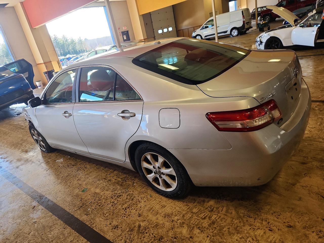 2010 TOYOTA CAMRY