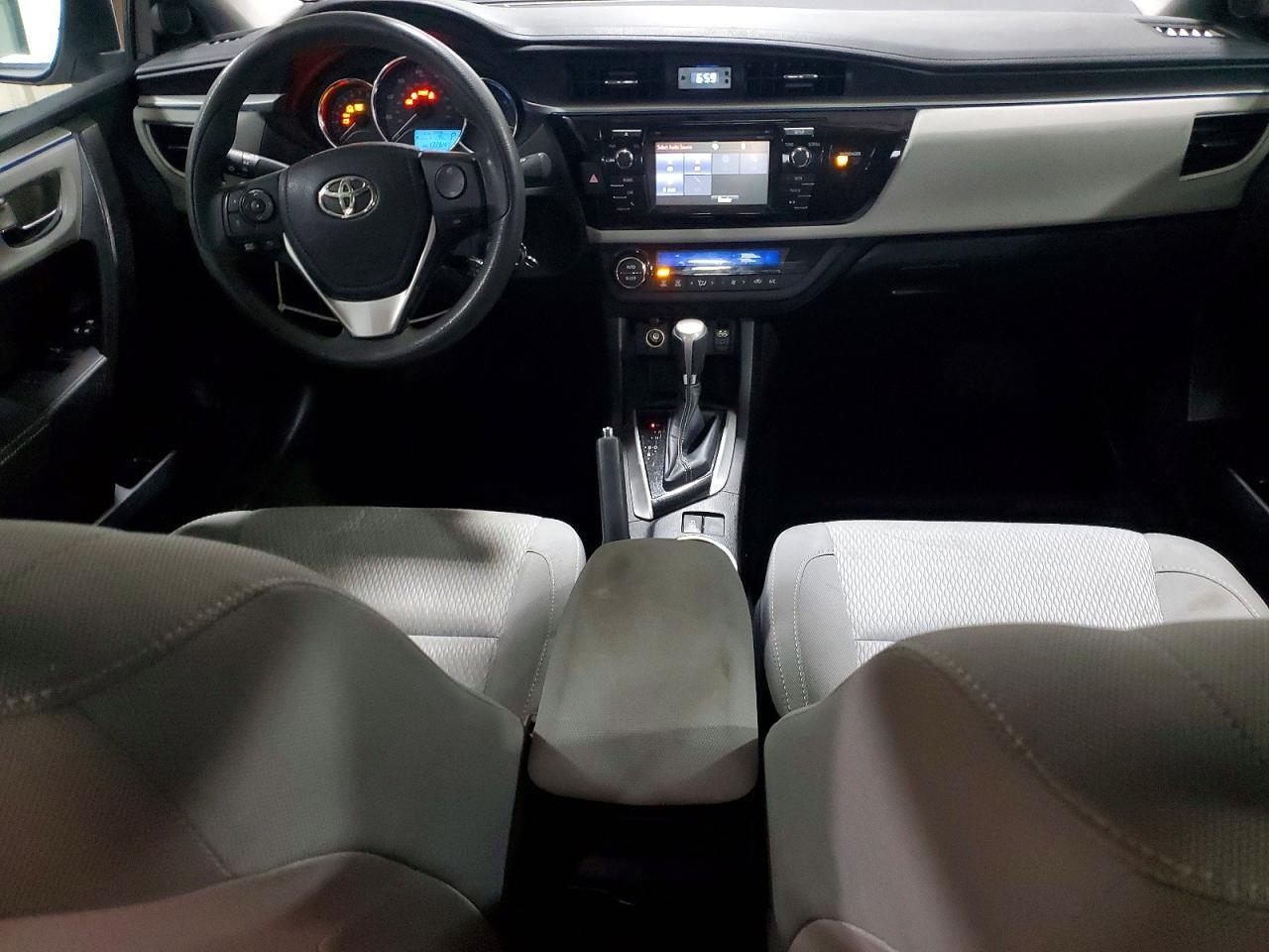 2015 TOYOTA COROLLA