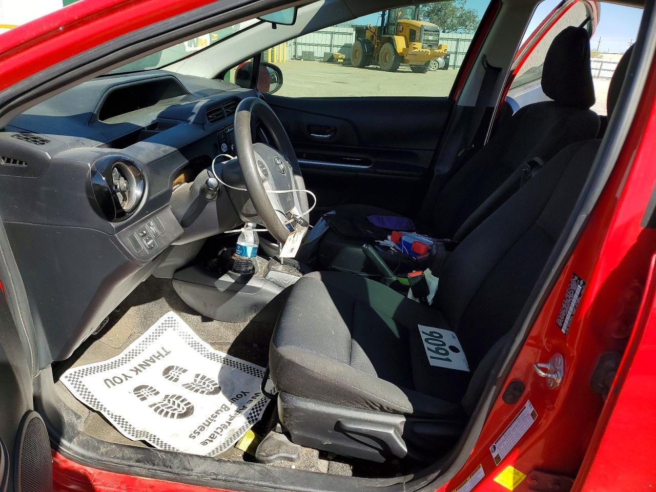 2015 TOYOTA Prius c