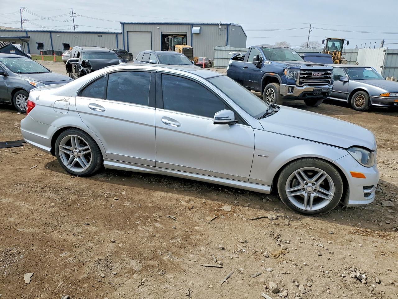 2012 MERCEDES-BENZ C-CLASS