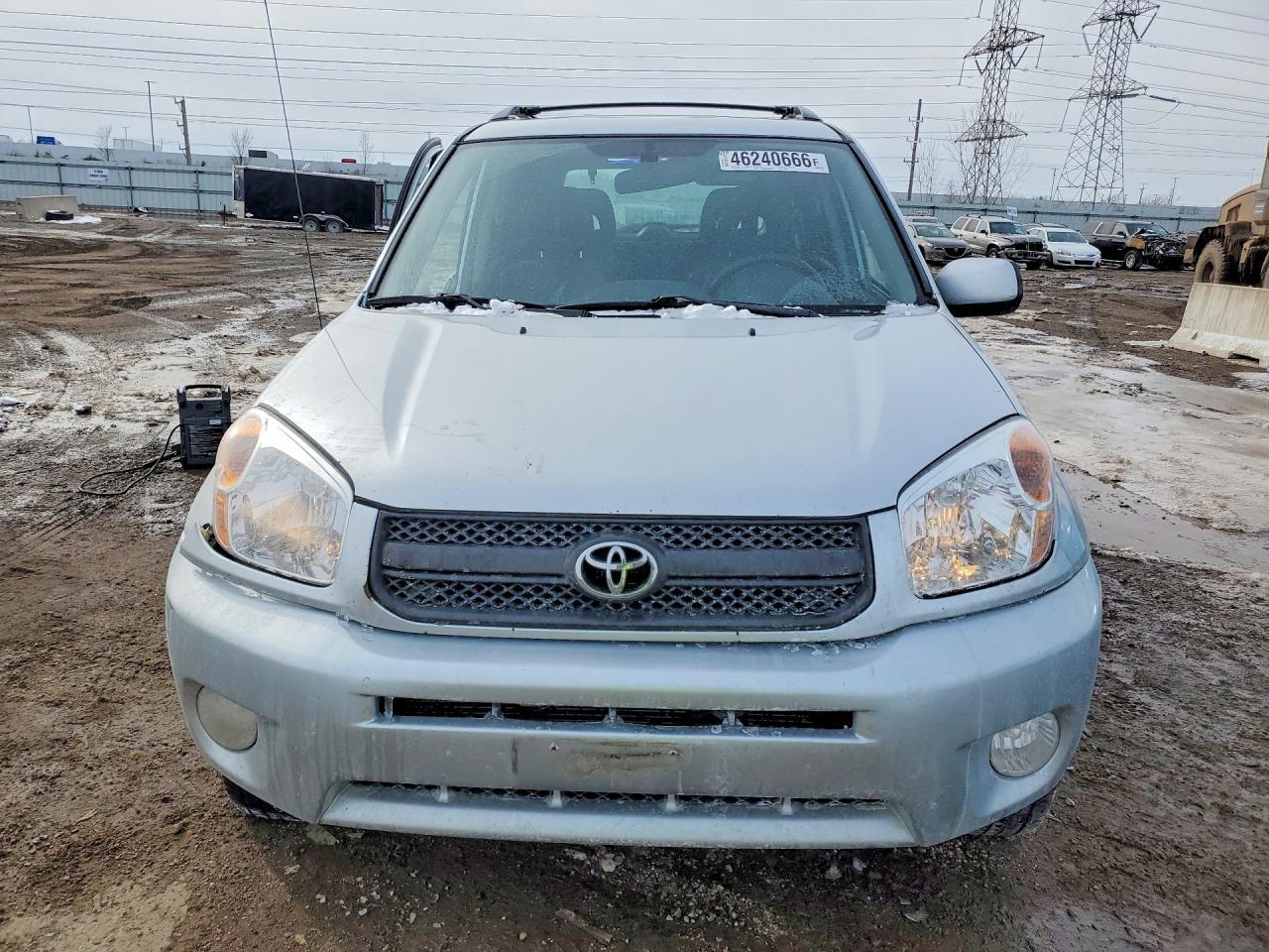 2004 TOYOTA RAV4