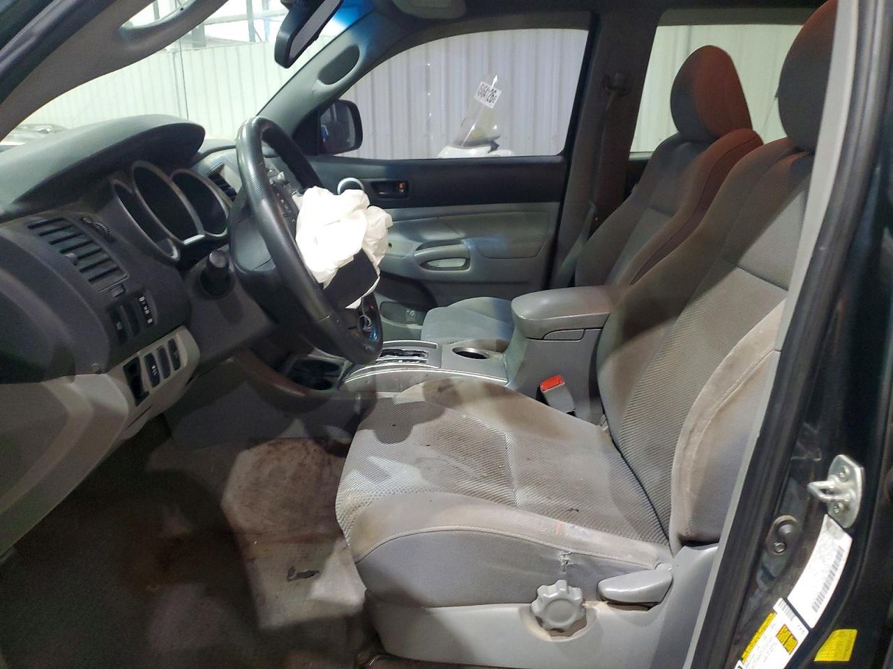 2011 TOYOTA TACOMA