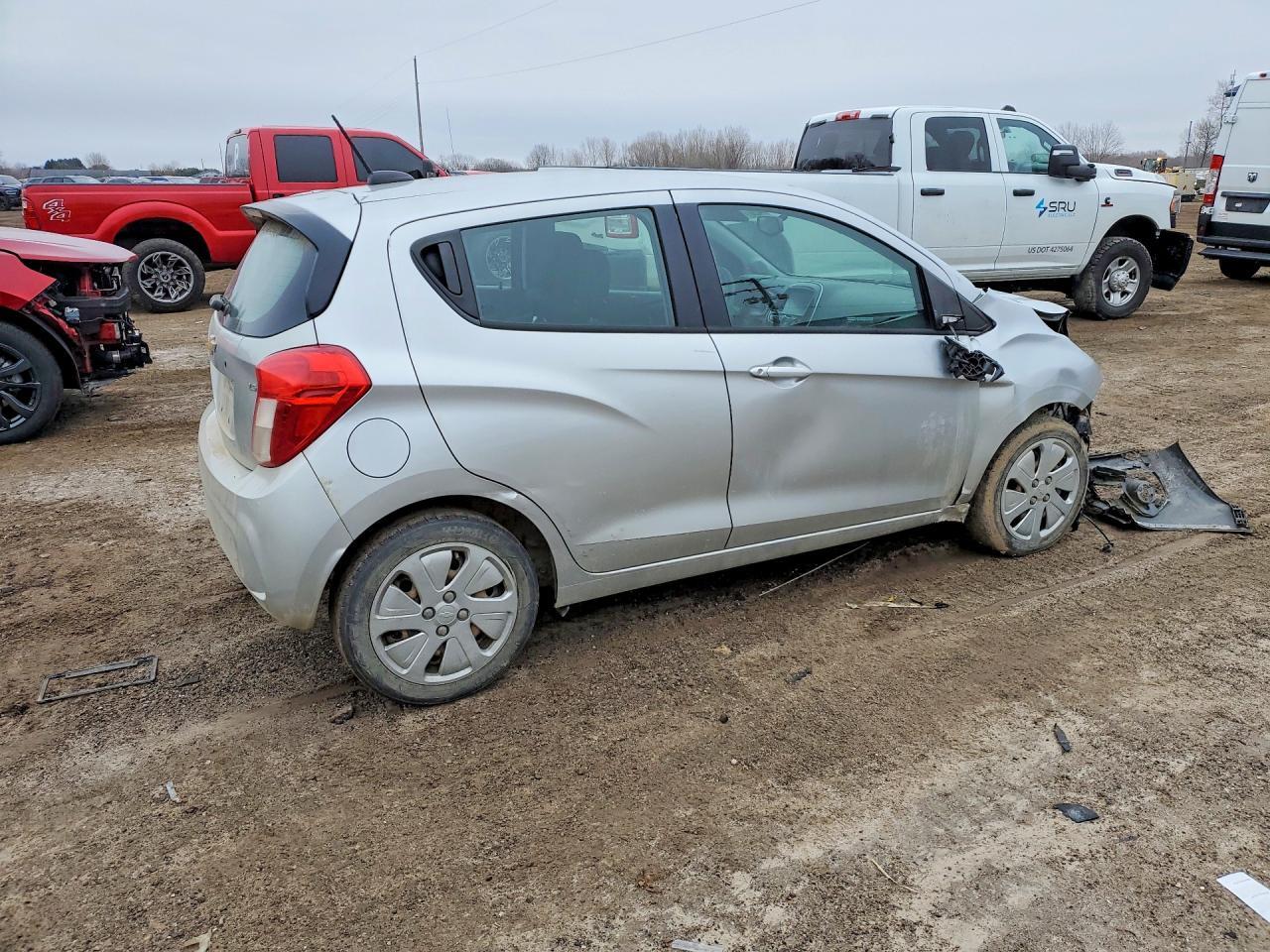 2016 CHEVROLET Spark