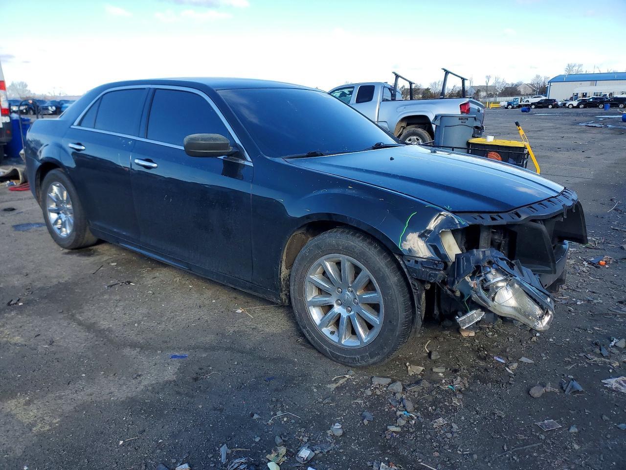 2013 CHRYSLER 300
