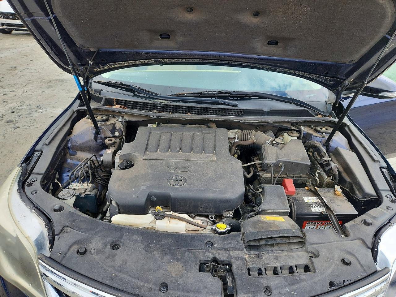 2013 TOYOTA Avalon