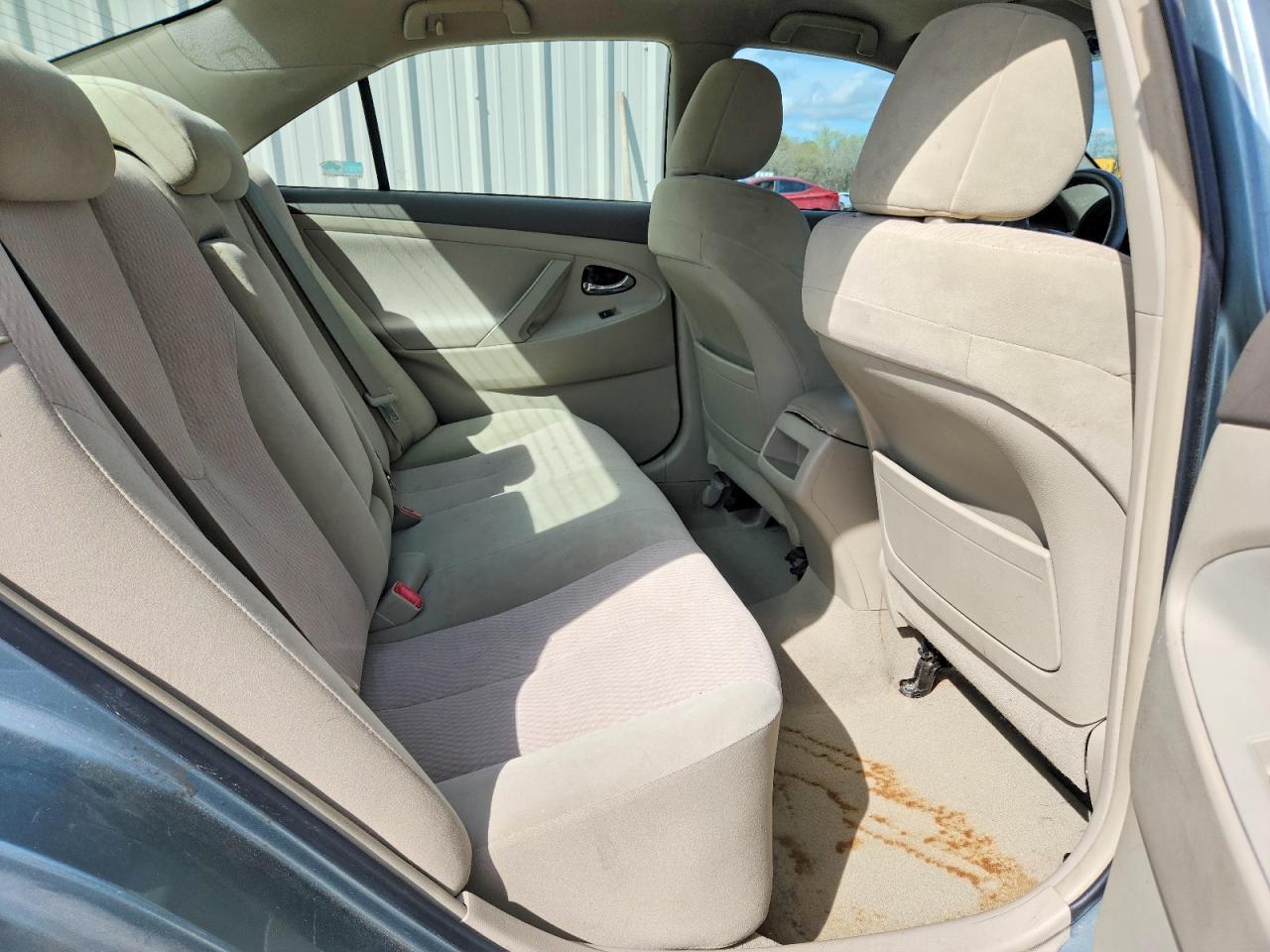 2011 TOYOTA CAMRY