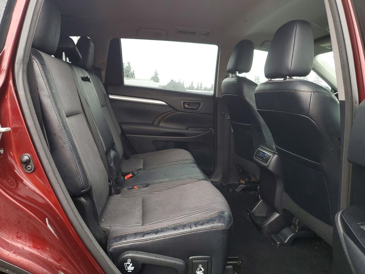 2014 TOYOTA HIGHLANDER