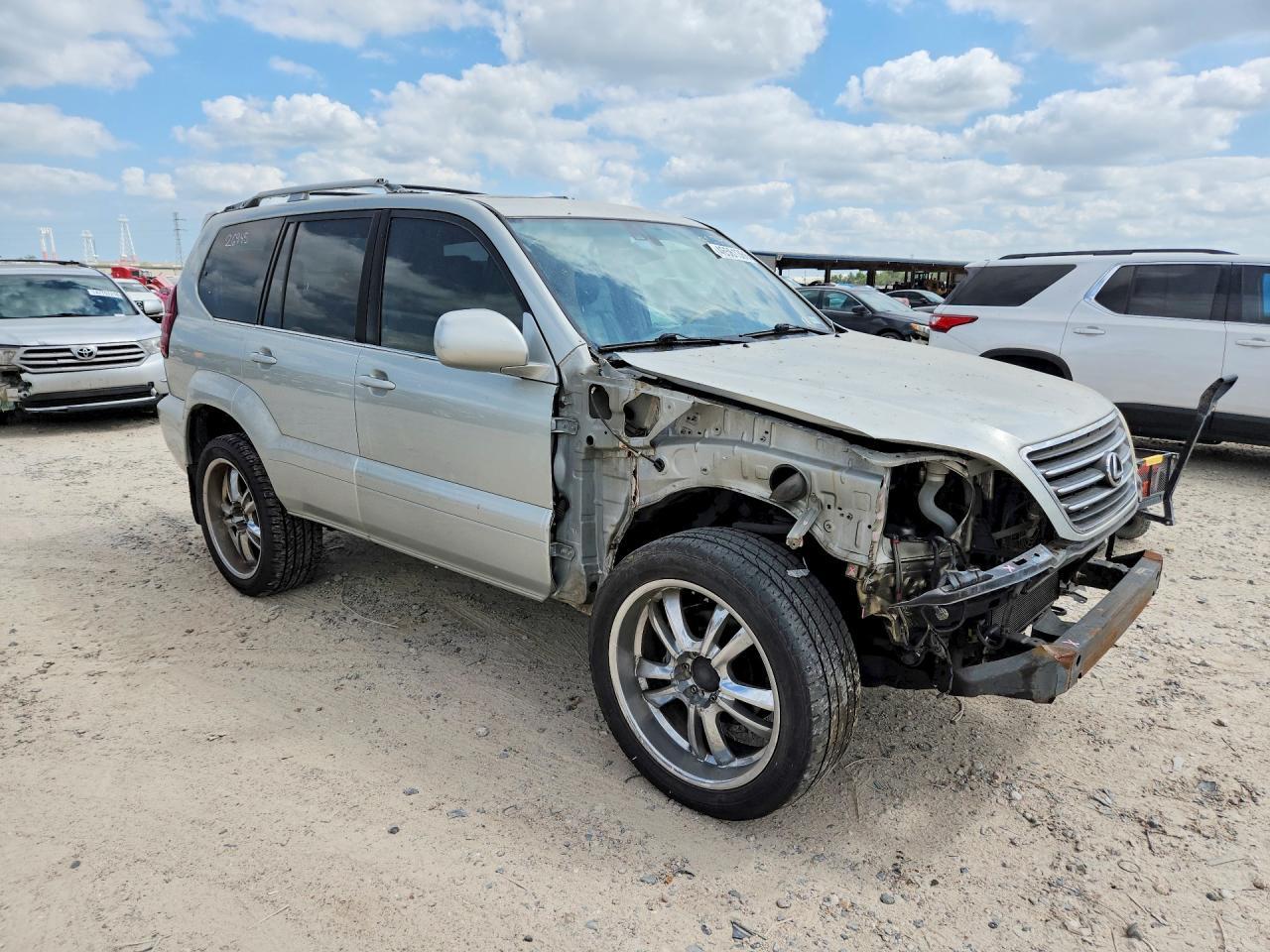 2004 LEXUS Gx 470
